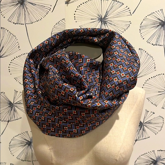 Meiiller Ami Paris Silk made FranceGeometric Patterned Scarf - Picture 1 of 3